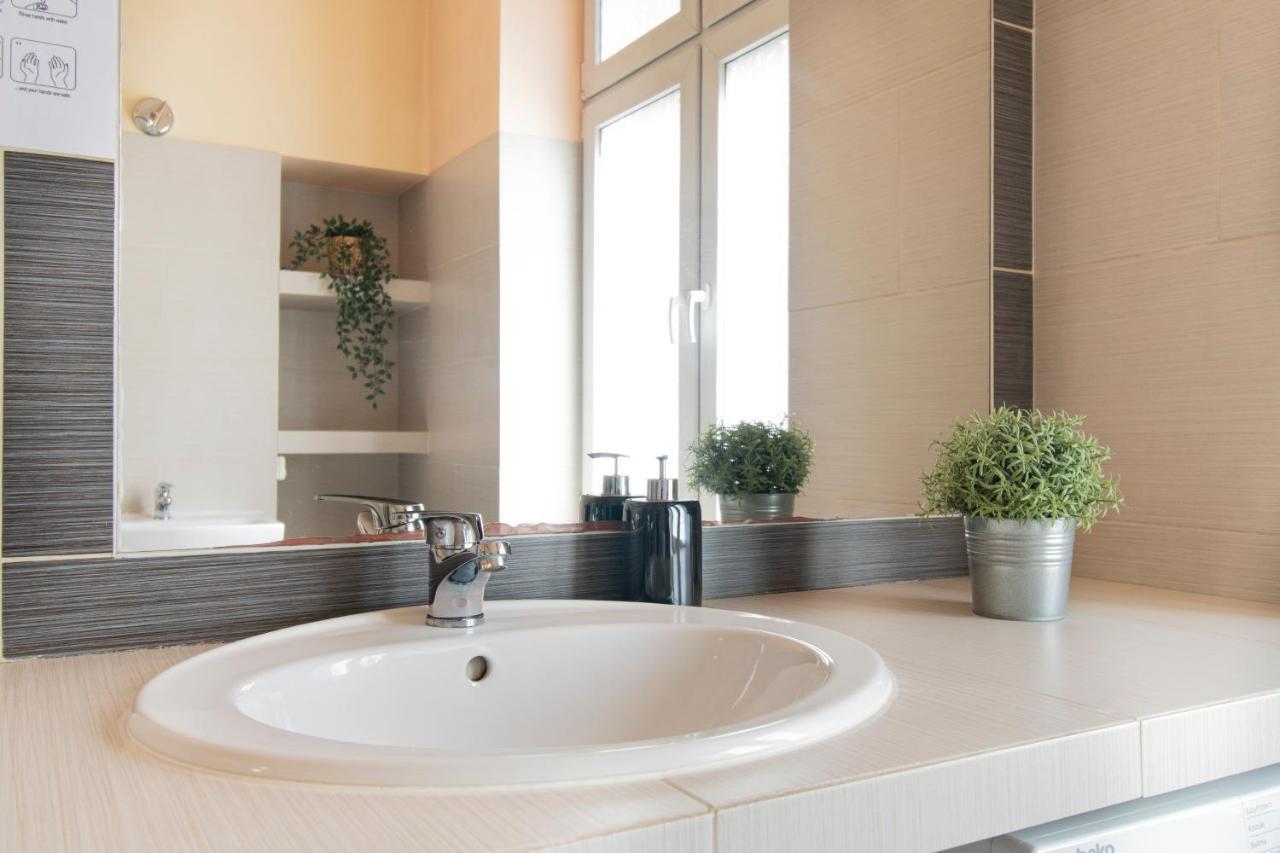 Spacious Apartments Zyblikiewicza Street Krakow Luaran gambar