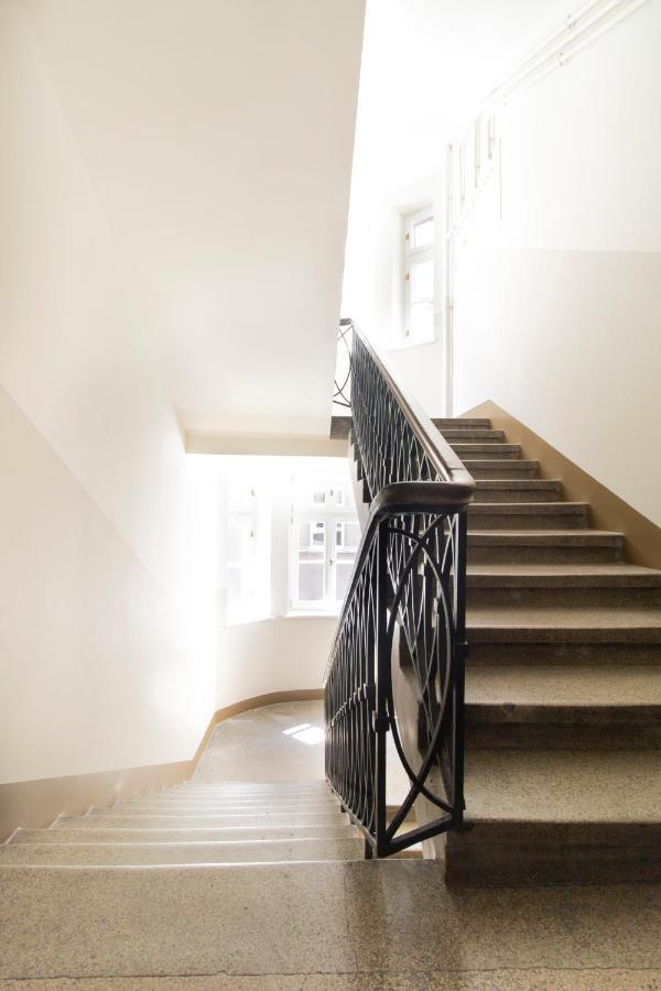 Spacious Apartments Zyblikiewicza Street Krakow Luaran gambar